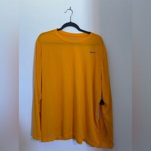 NWT Nike dry fit long sleeve